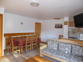 Chalet spacieux à Champagny – Grande terrasse, proche télécabine et commerces - FR-1-464-47